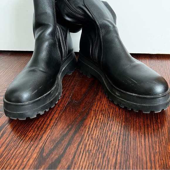 Cool Black lug sole Chunky Boots womens with soft upper- super comfortable. - Picture 1 of 9